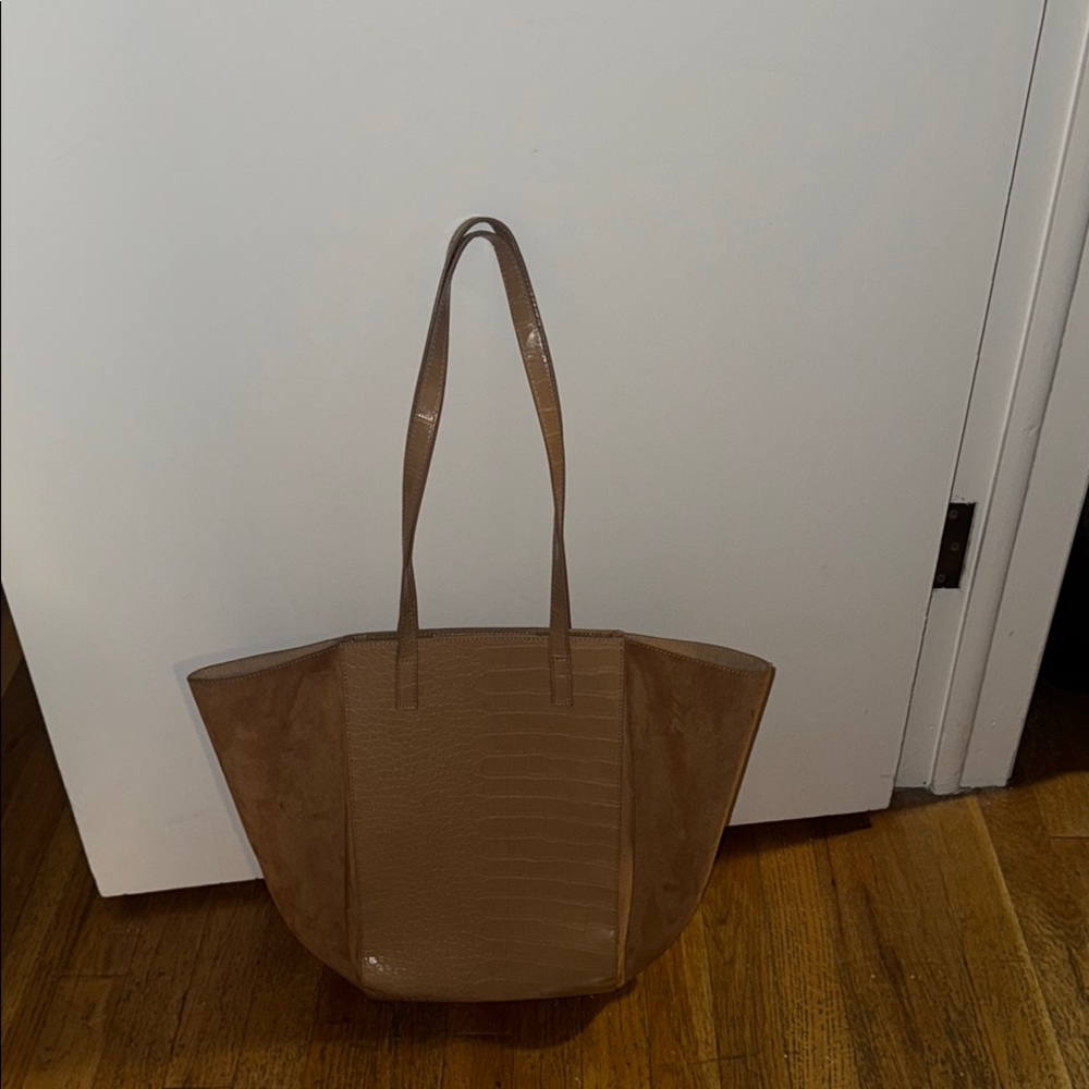Elegant Brown Tote Bag